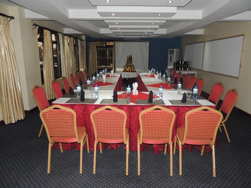 Hennessis Hotel Nairobi Zewnętrze zdjęcie